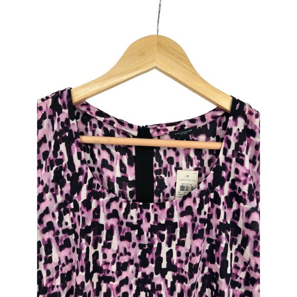 Ann Taylor Top  NWT‎ Ruched Sides Sleeveless Size 6 Silk Blend Abstract - Picture 4 of 9